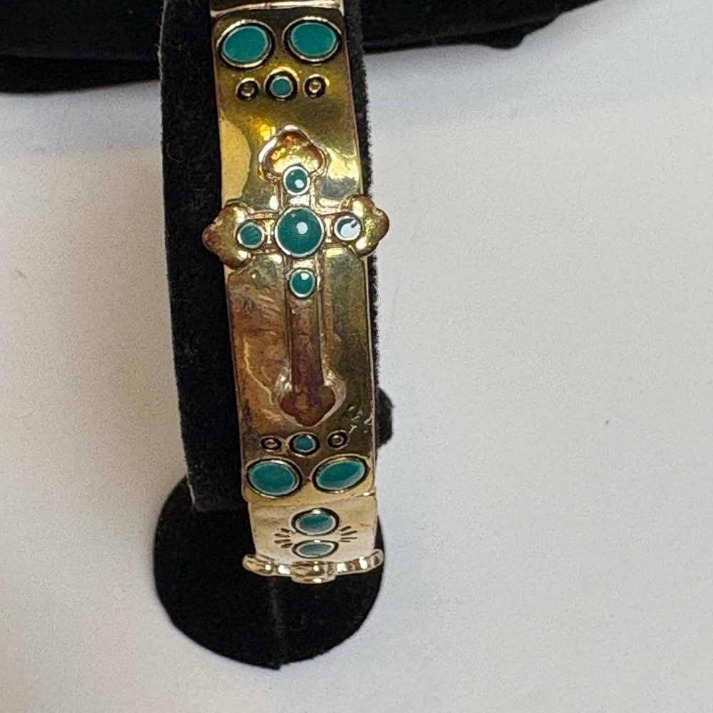 Vintage Stretchy Turquoise Color Cross Bangle Bracelet